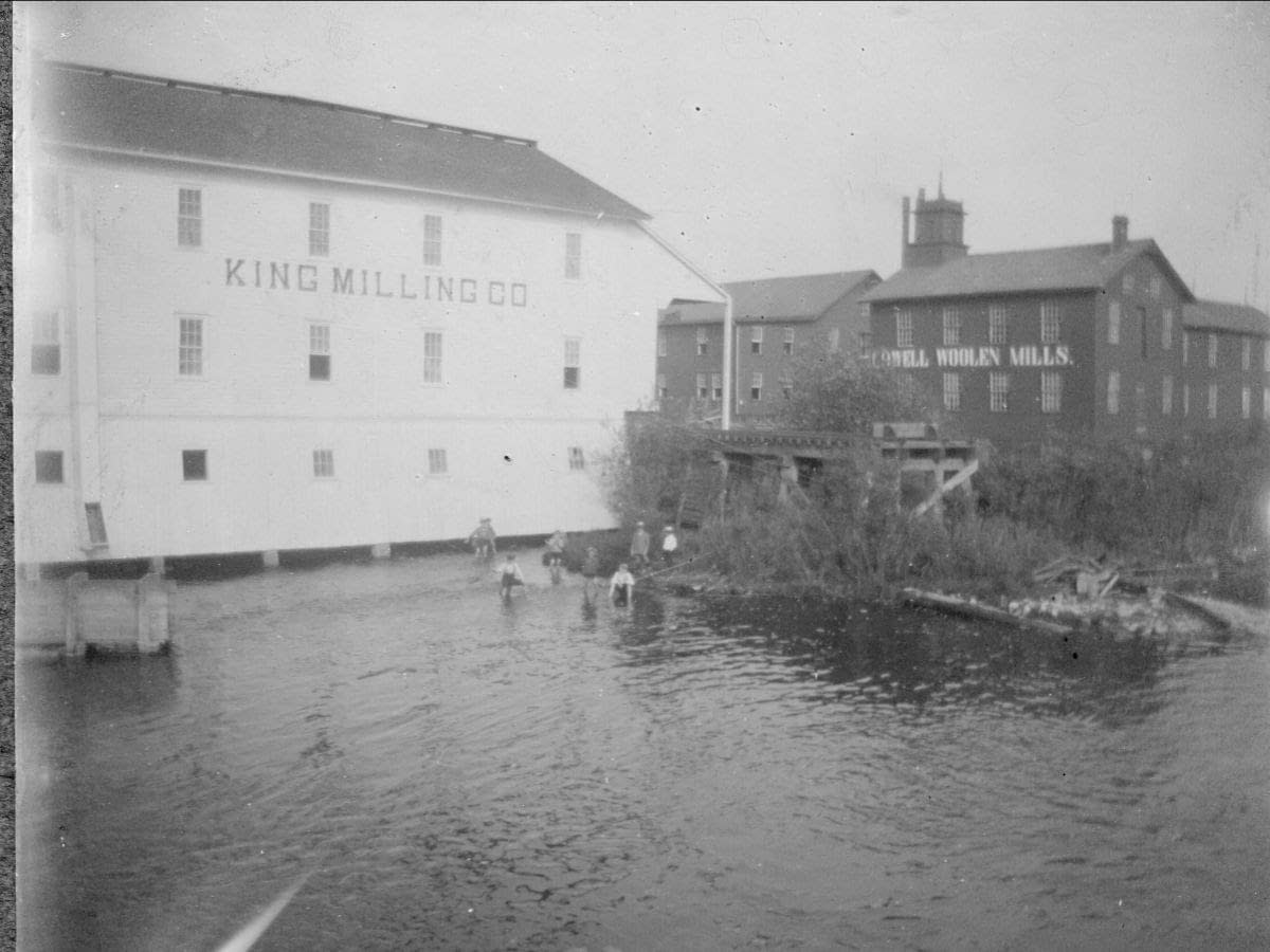 The ABCs of Lowell History W is for Woolen Mill Lowell's First Look