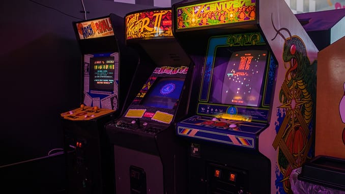 Retro Electric Arcade Open for Business - Lowell's First Look