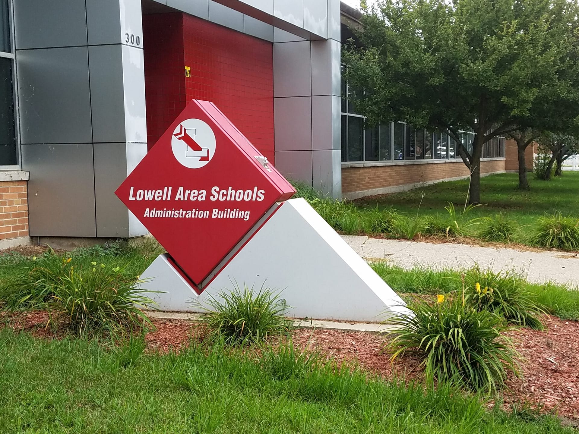 Schools Prepare to Back Students Lowell's First Look