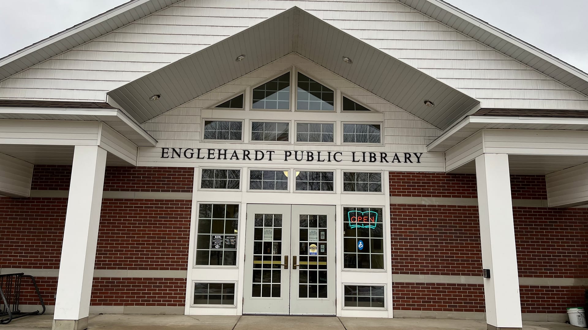 Lenhardt Library Englehardt Librarian Chris Straw Set to Retire - Lowell's First Look